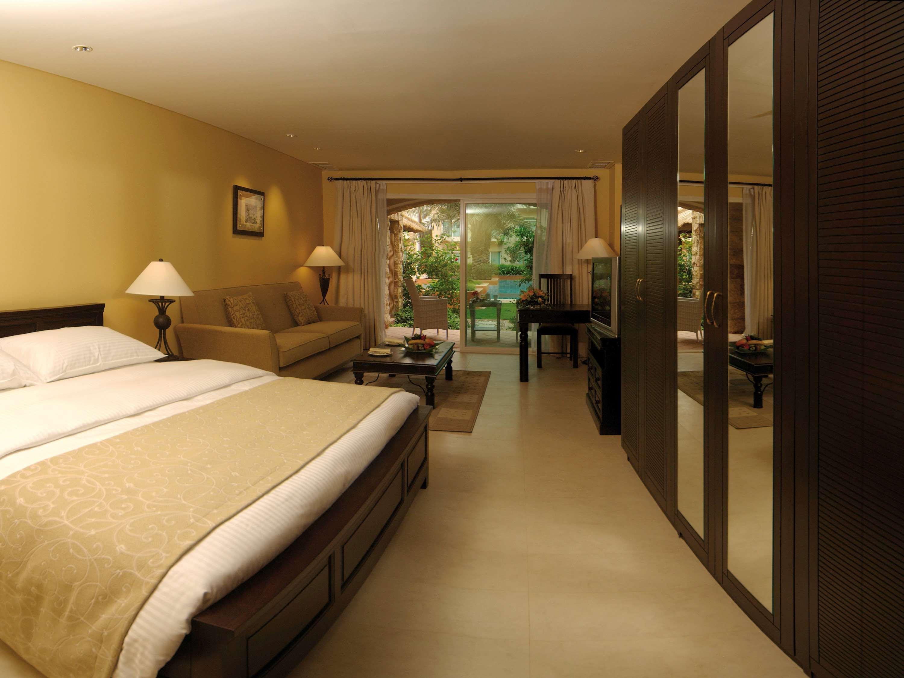 Mövenpick Hotel & Resort Al Bida'a Salmiya Habitación foto